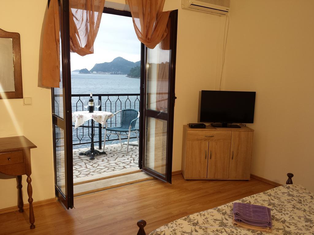 Apartments "Villa Mungos" Sobra 外观 照片