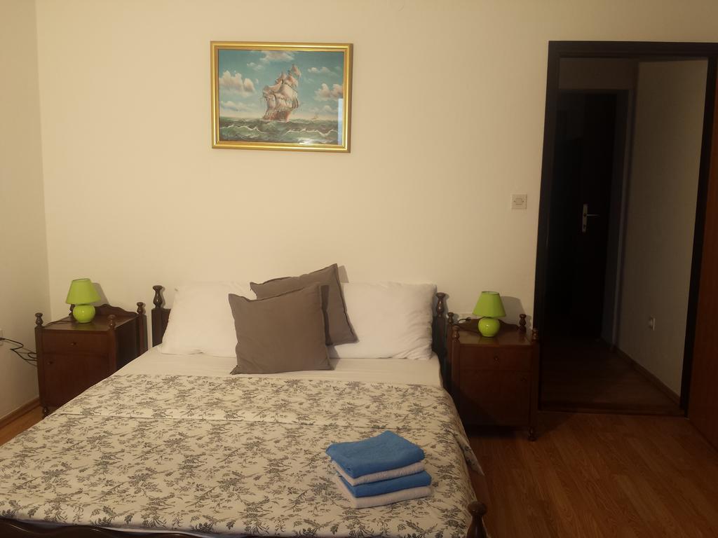 Apartments "Villa Mungos" Sobra 外观 照片