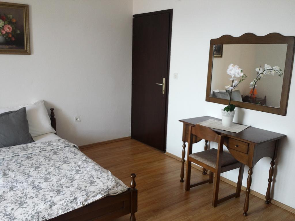 Apartments "Villa Mungos" Sobra 外观 照片